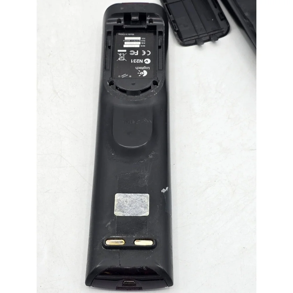 Logitech Harmony 720 Universal Remote w/ Charging Dock - NEEDS BATT - Has Damage